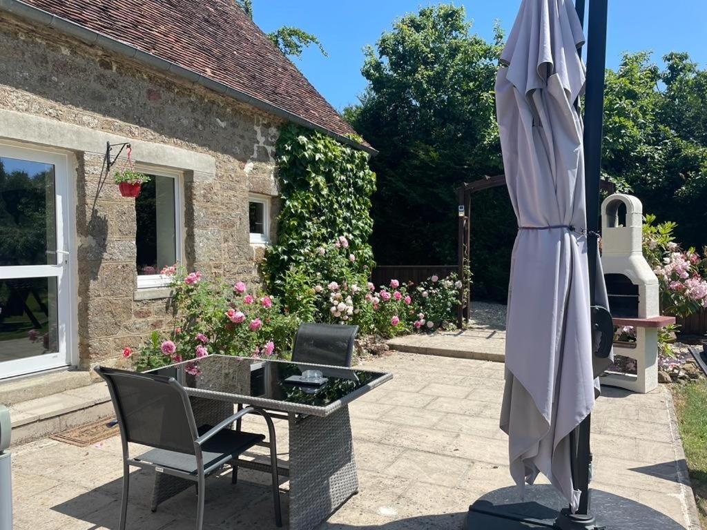 Gite Des Roses Le Grais Exteriér fotografie