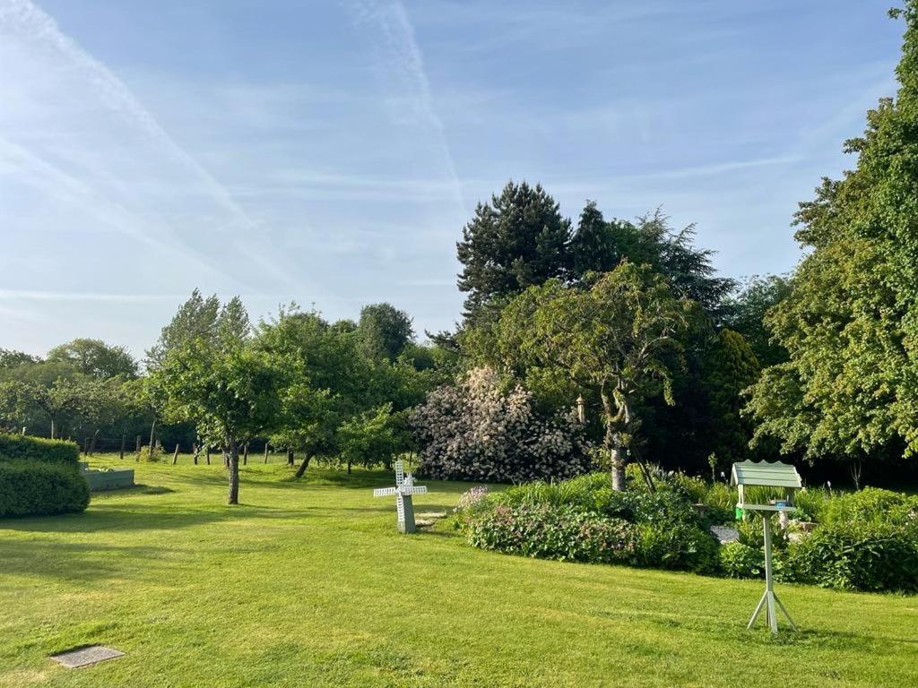 Gite Des Roses Le Grais Exteriér fotografie